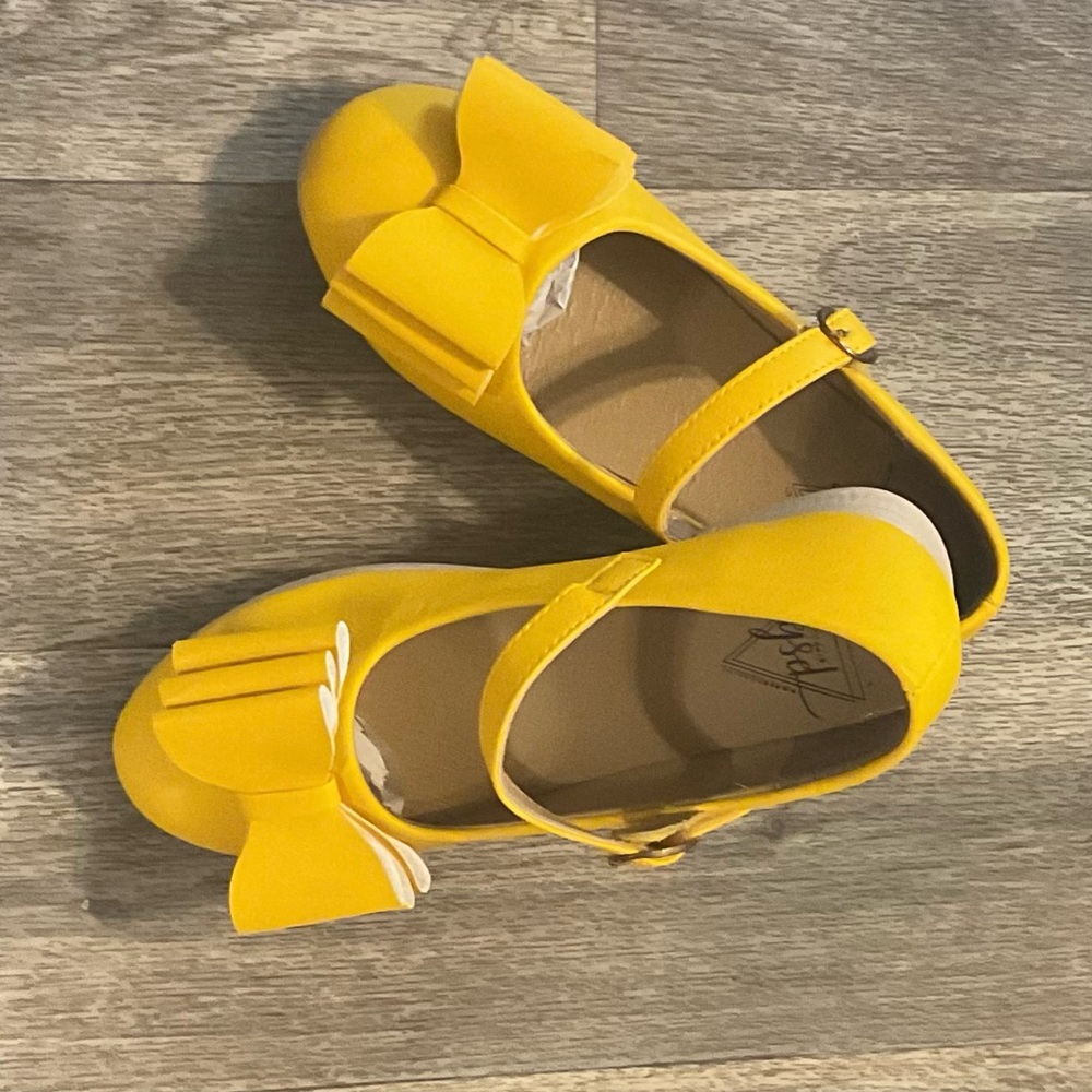 Yellow Kids Shoes with Bow